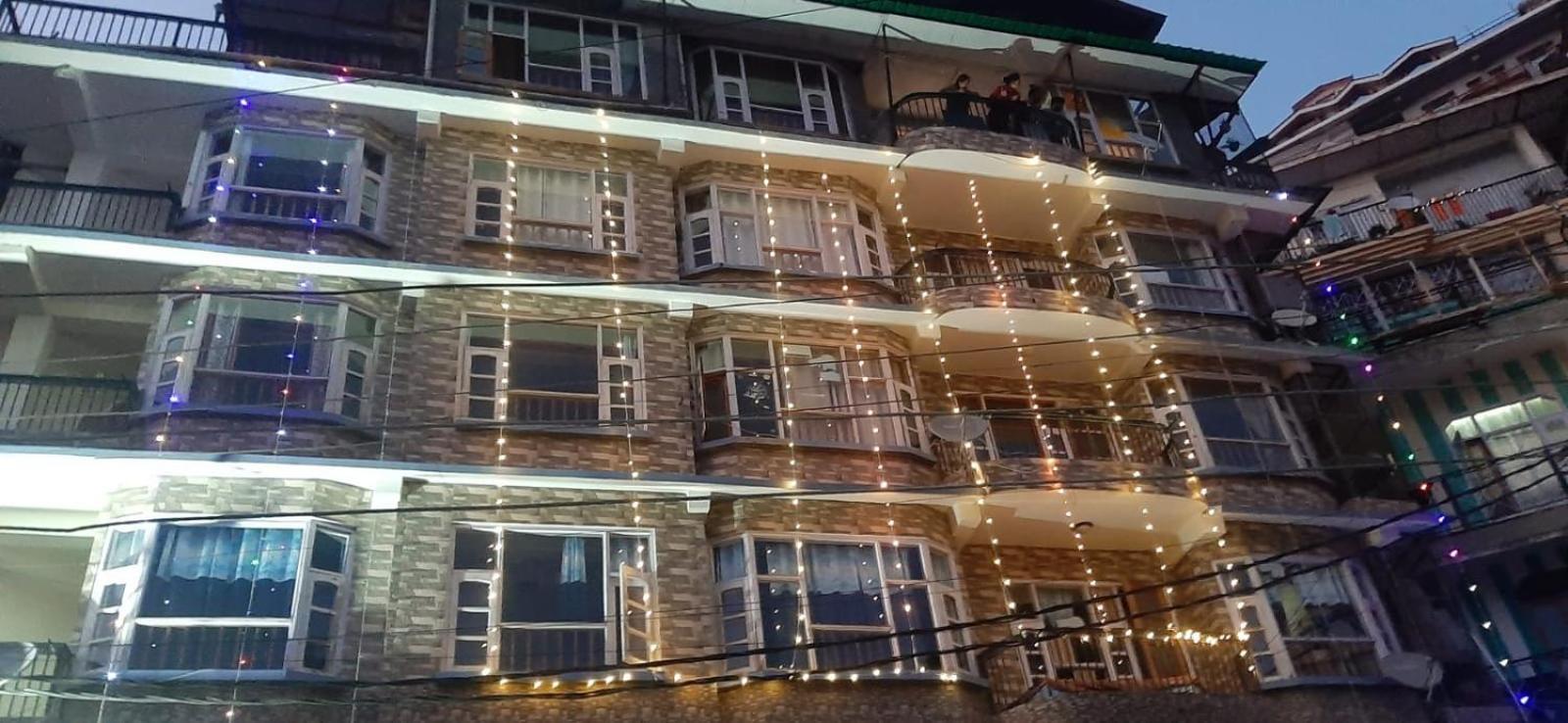 Shimla Regency Hotell Eksteriør bilde